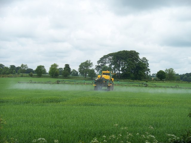 Verimli Tarım İlaçlaması: Bahçenizi Sağlıklı Tutmanın Anahtarı
